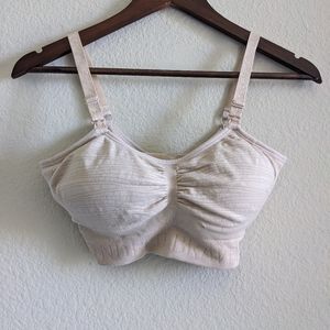 Kindred Bravely Sublime Hands-Free Pumping and Nursing Bra